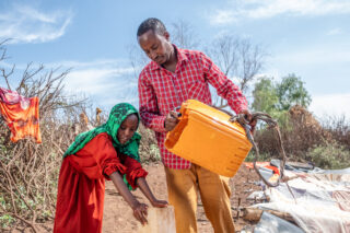 FarmFarmerSeedDroughtWell